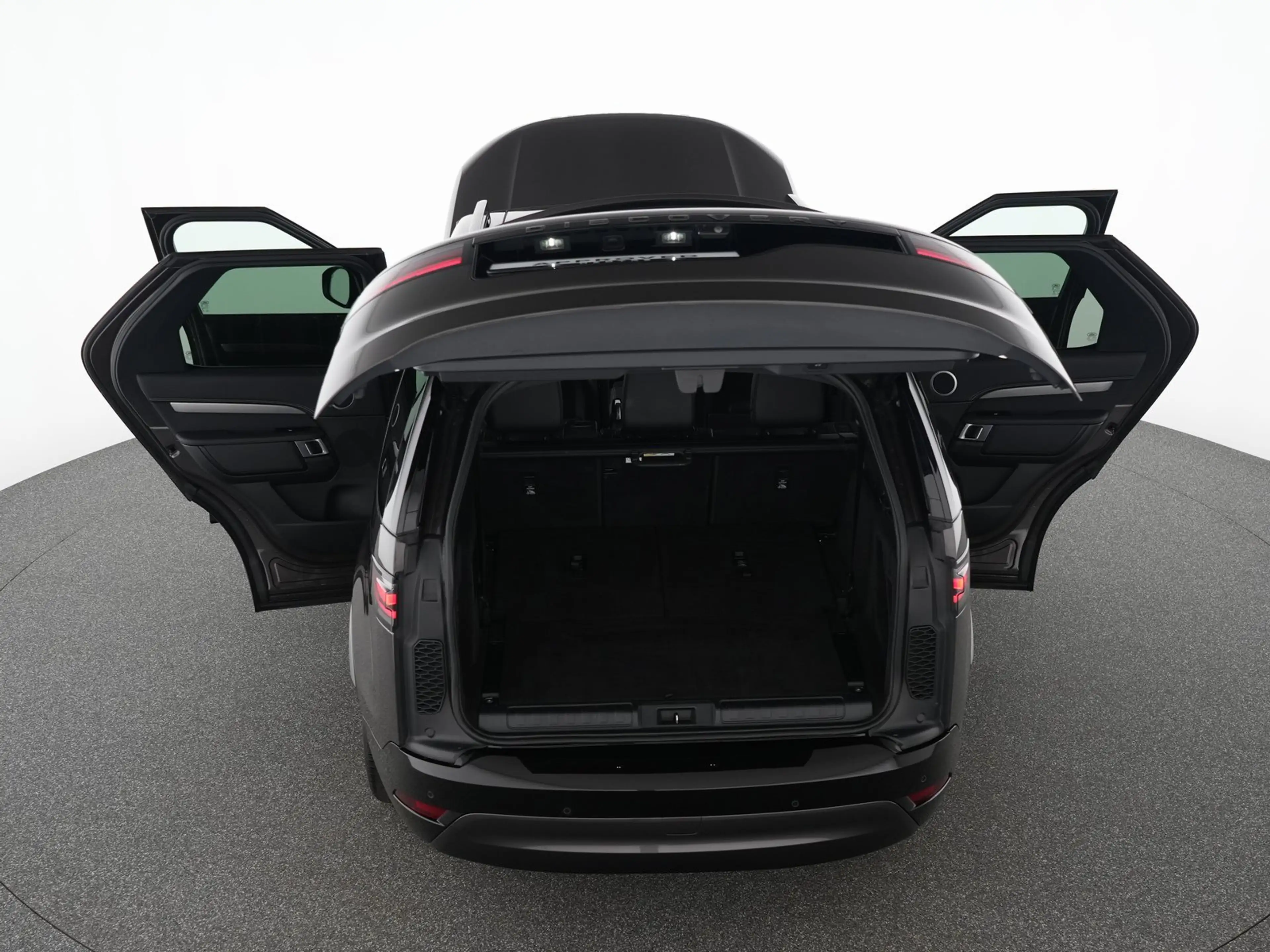 Land Rover Discovery D250 AWD R-Dynamic S — photo 14