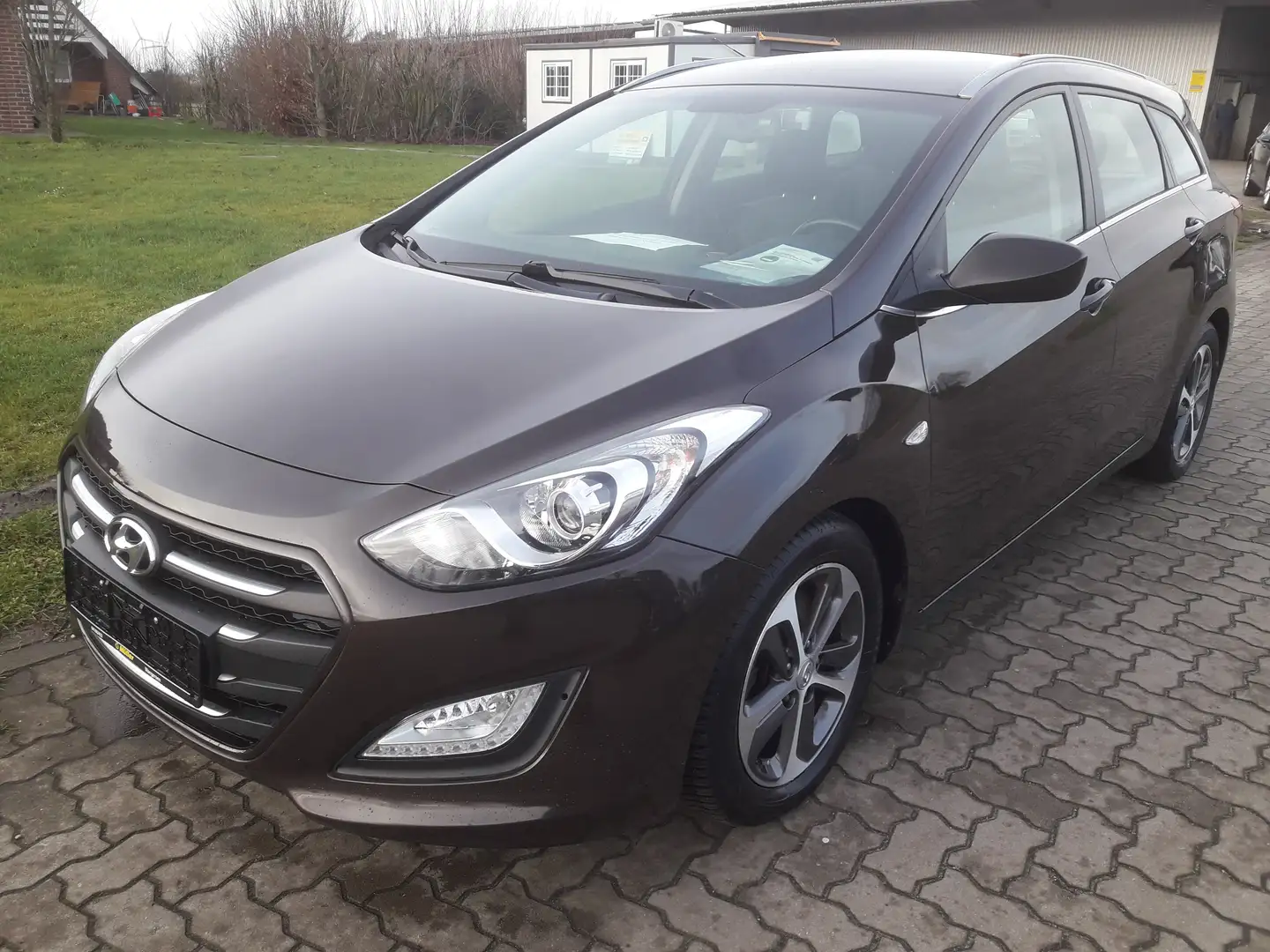 Hyundai i30 CW 1,6DCT blue Automatik + Heizb. Lenkrad Braun - 2