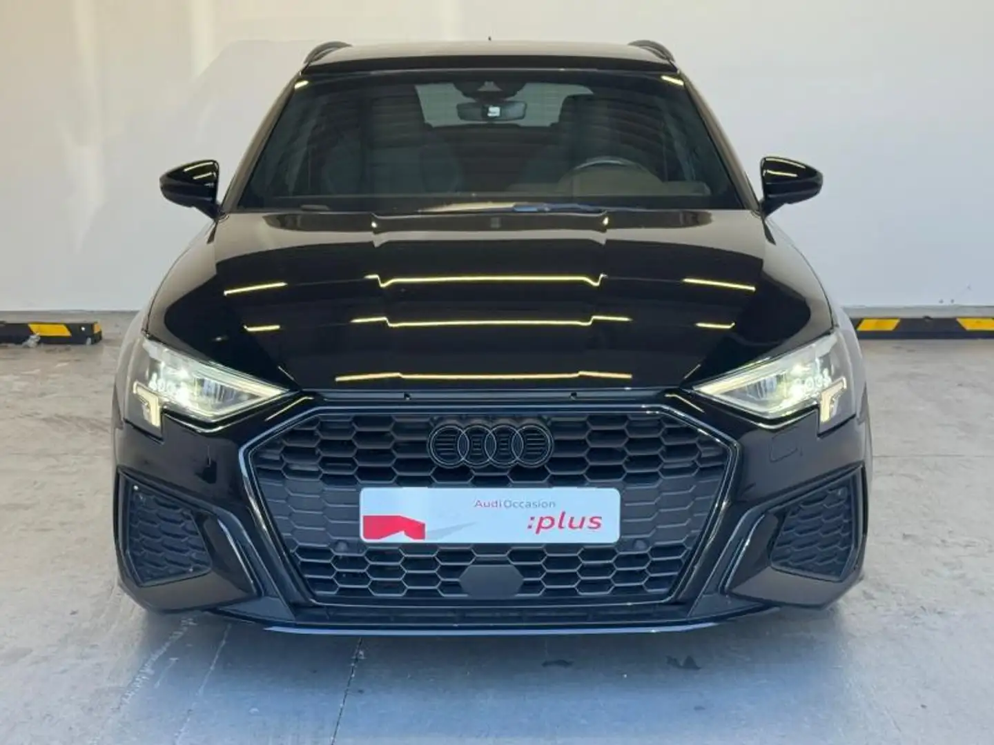 Audi A3 35 TFSI 150ch Mild Hybrid S line S tronic 7 Noir - 2