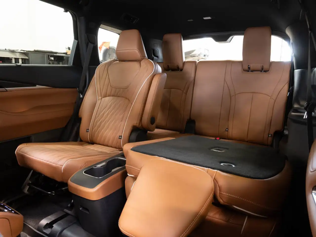 Infiniti QX60 снимка Infiniti QX60