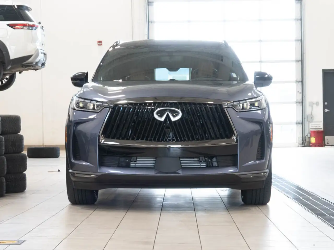Infiniti QX60 снимка Infiniti QX60