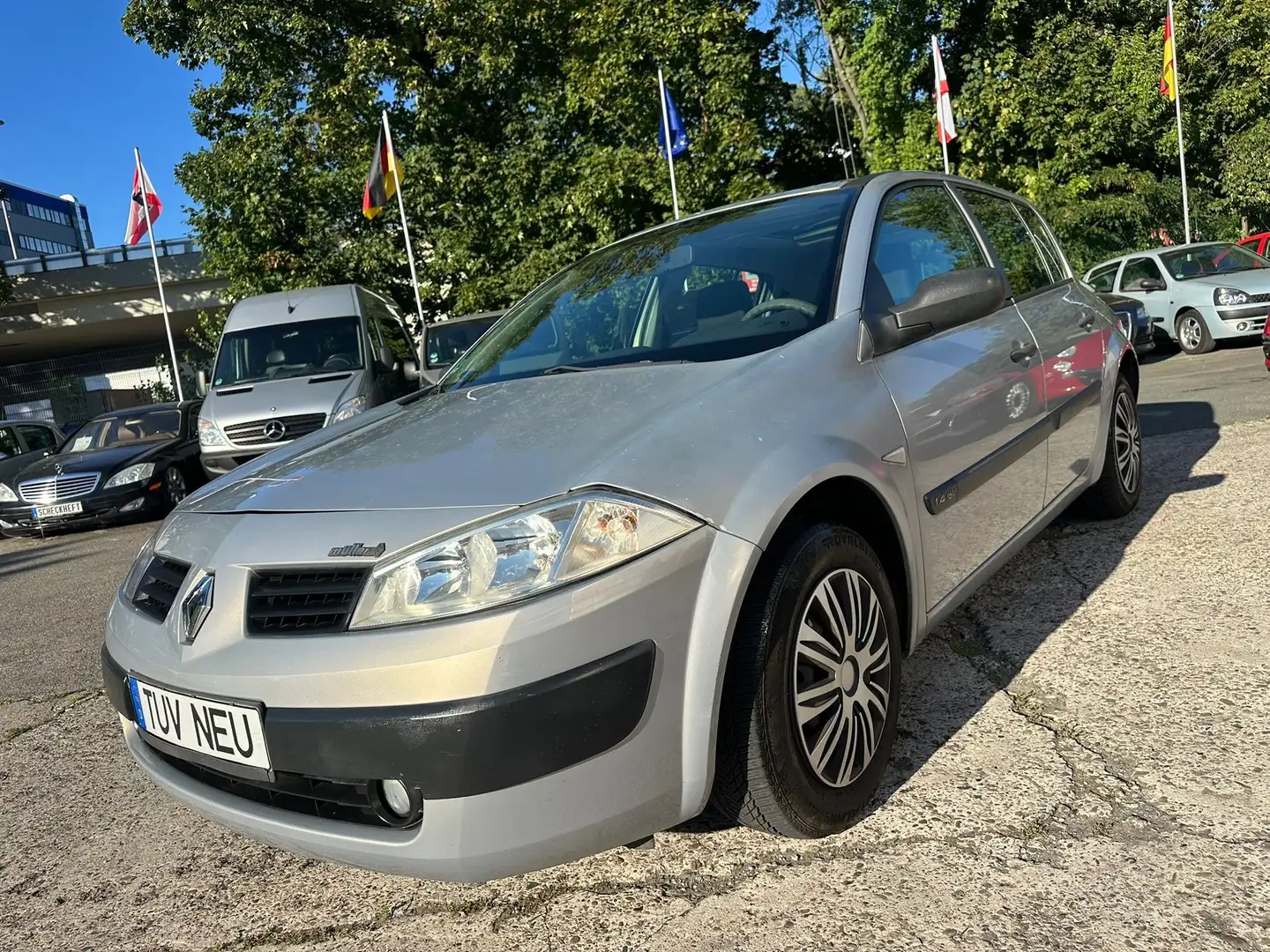 Renault Megane Tüv neu Silber - 2