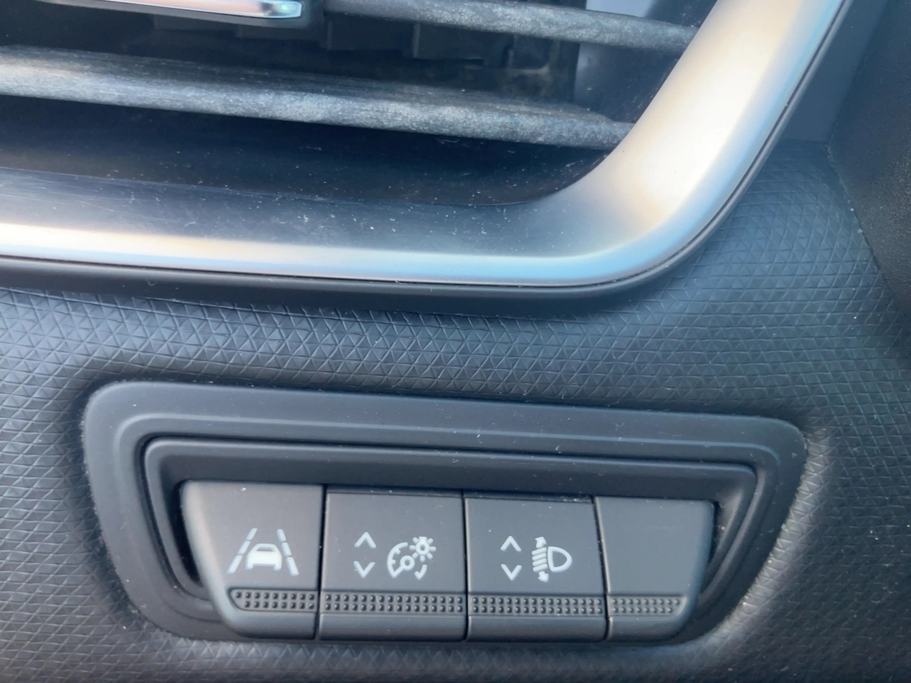 Renault Clio ZEN E-TECH 140 PS — photo 14