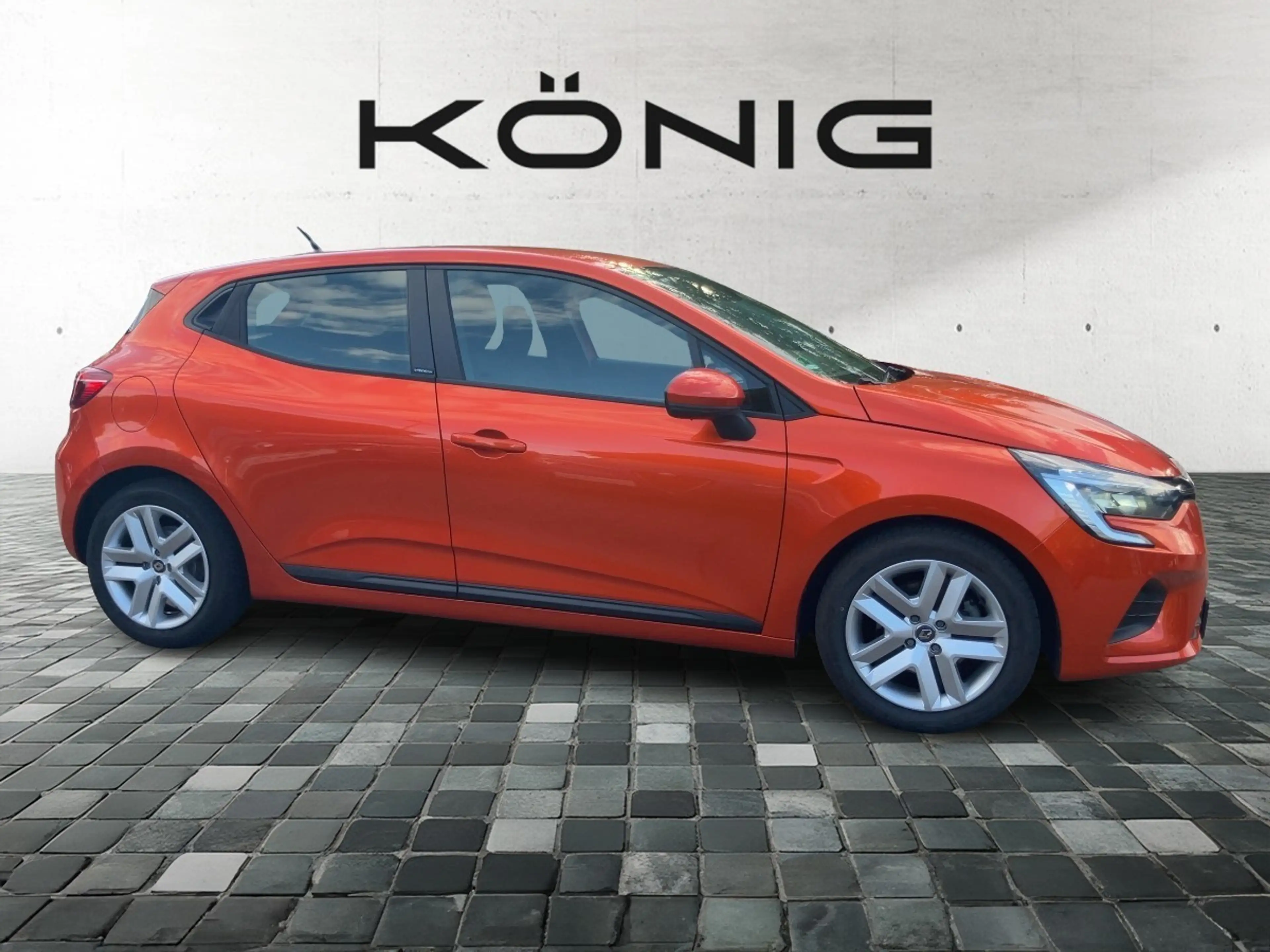 Renault Clio ZEN E-TECH 140 PS — photo 2