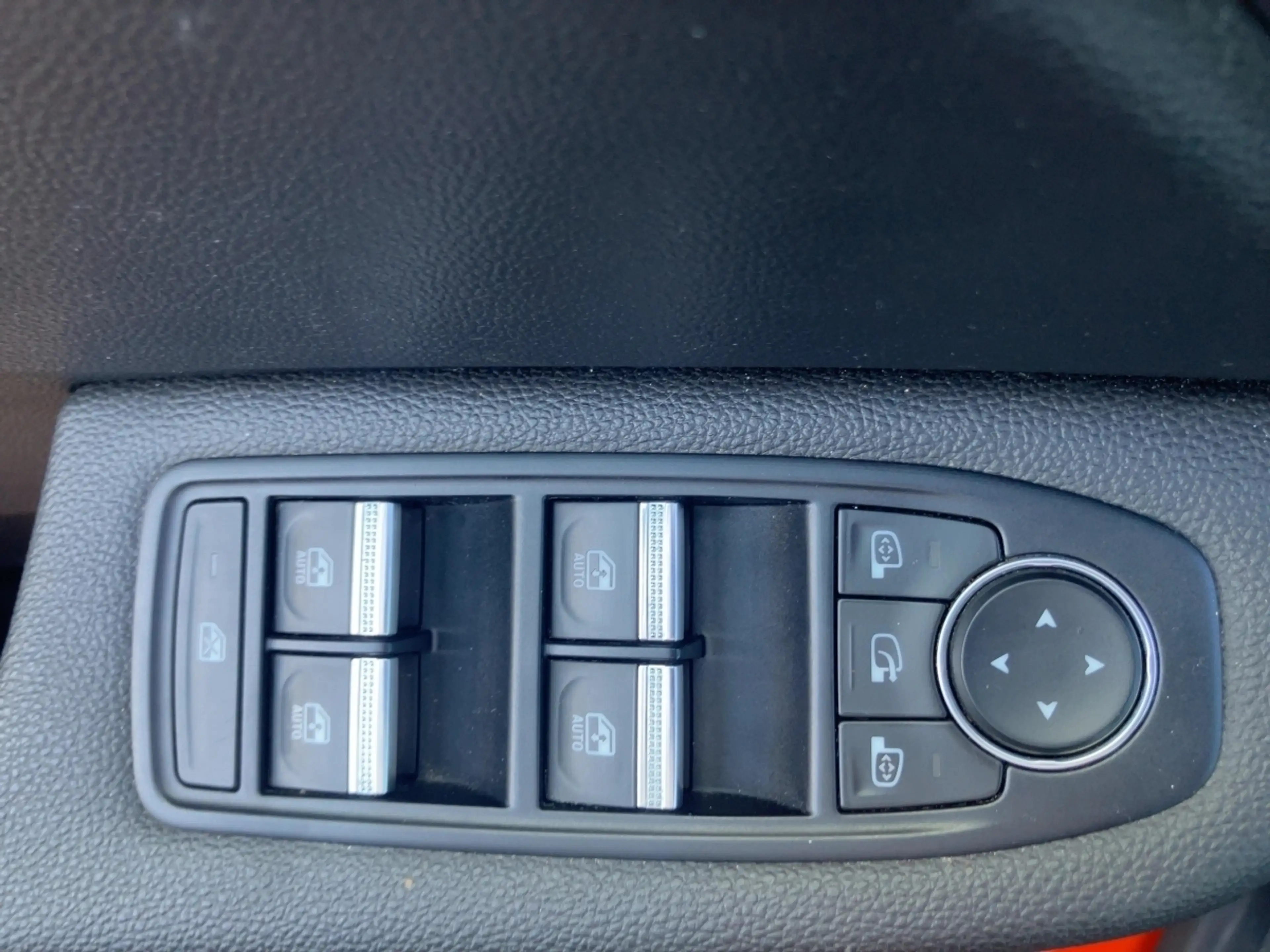 Renault Clio ZEN E-TECH 140 PS — photo 13