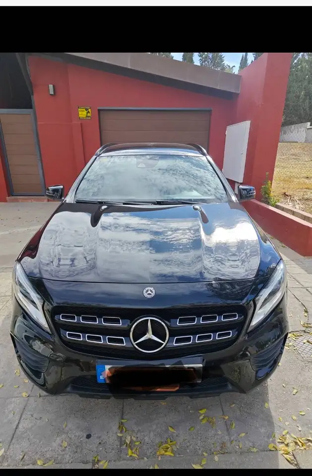 Mercedes-Benz GLA 180