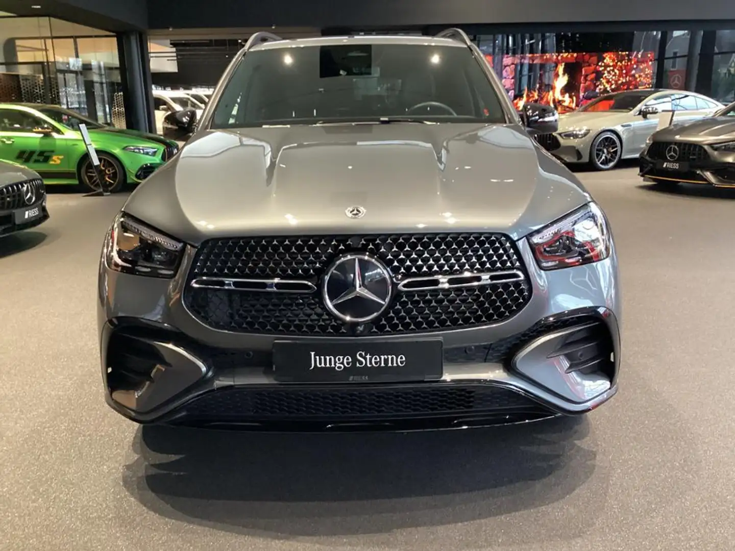 Mercedes-Benz GLE 350 de 4M AMG+ TOP Ausstattung Grau - 2