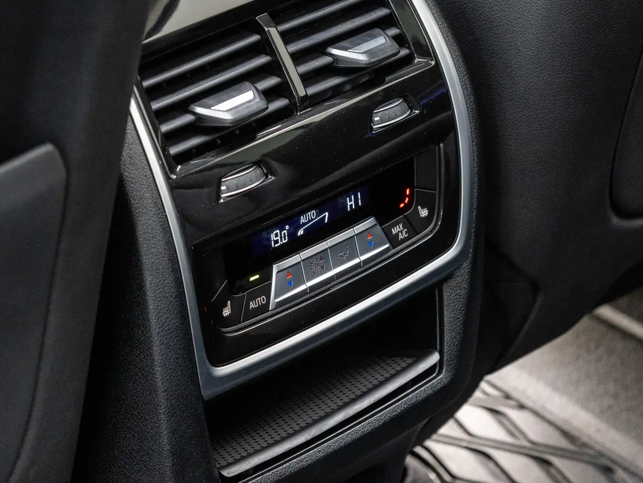 BMW X7 снимка BMW X7