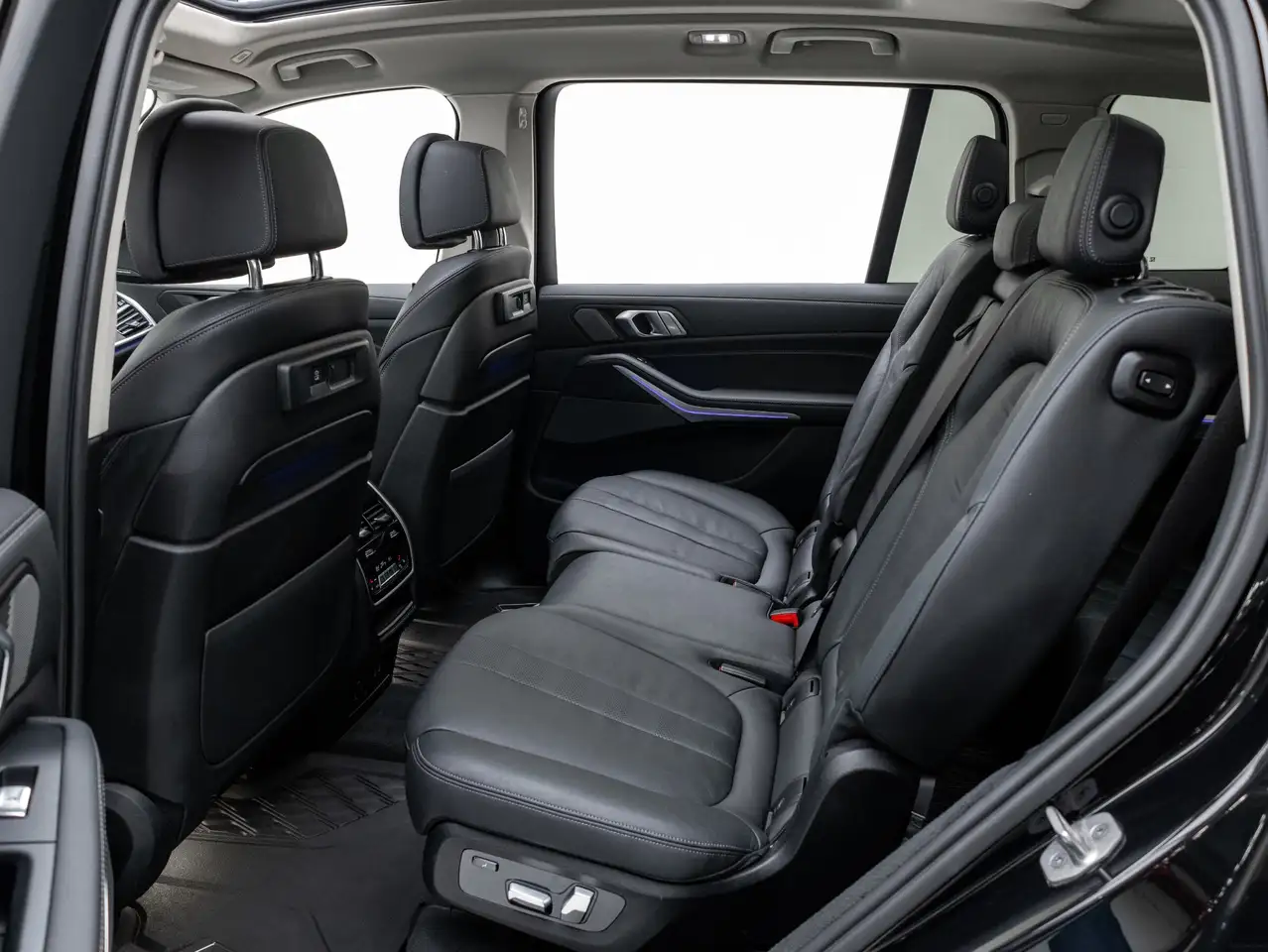 BMW X7 снимка BMW X7
