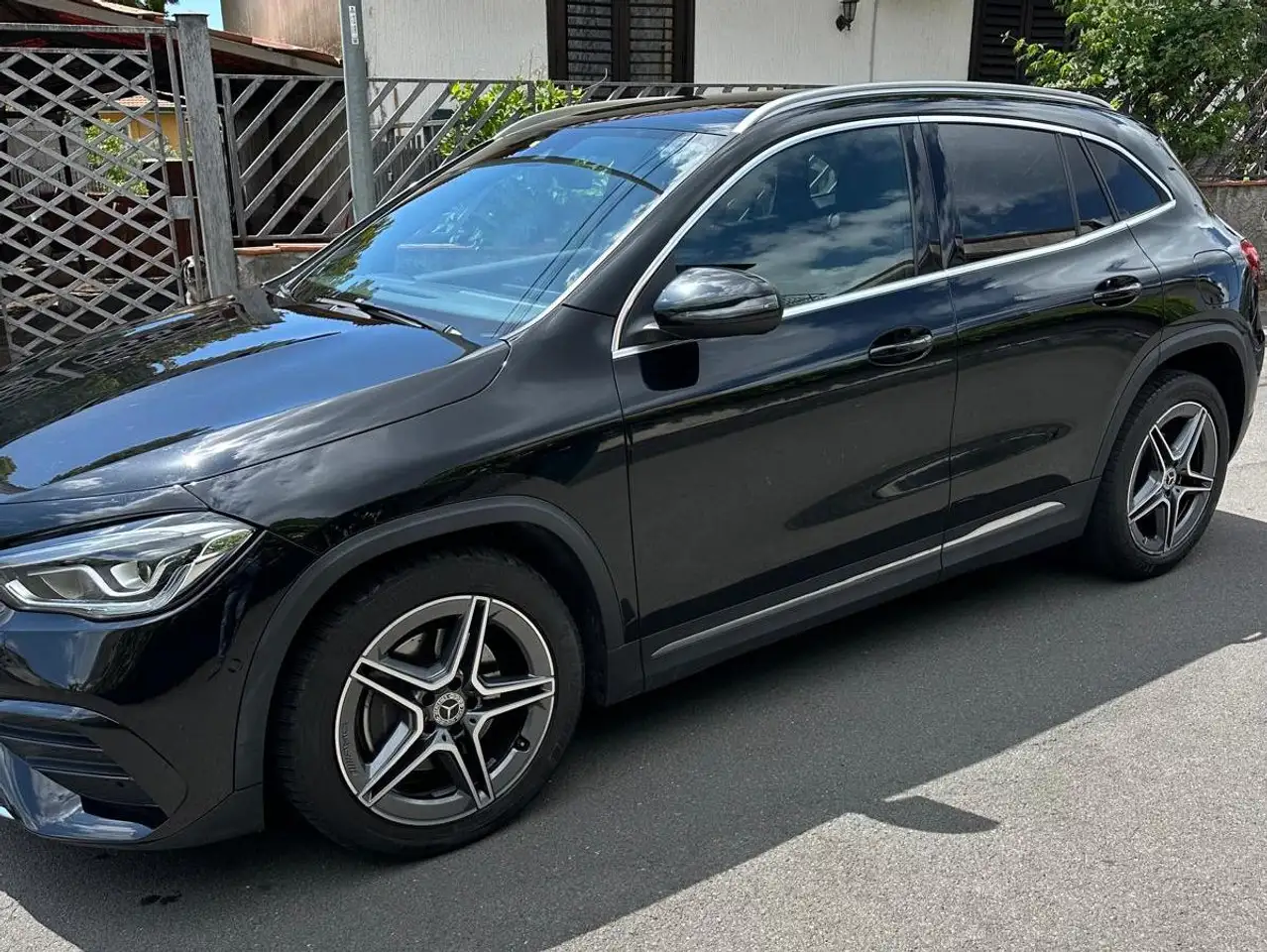 Mercedes-Benz GLA 200