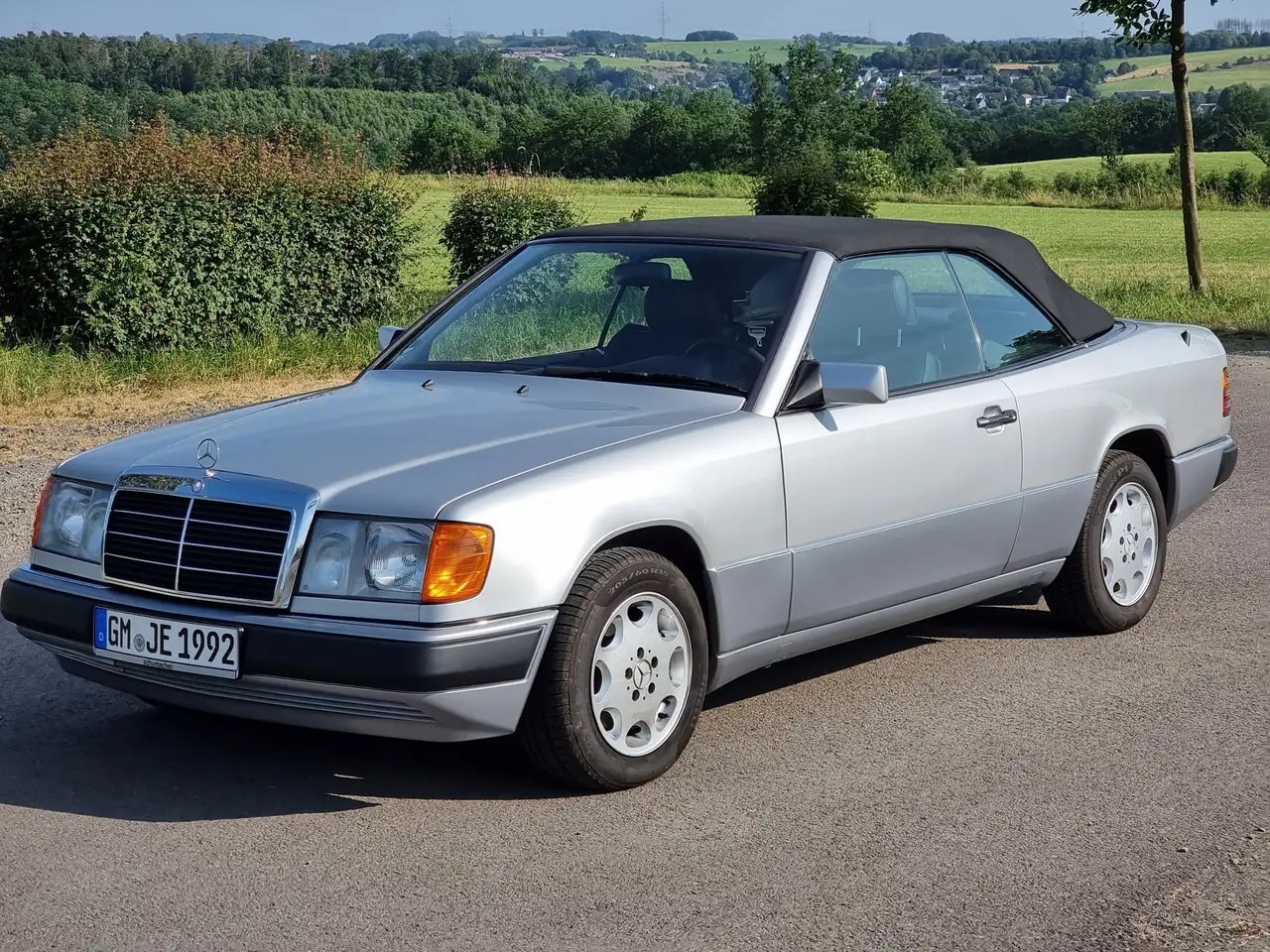 Mercedes-Benz CE 300