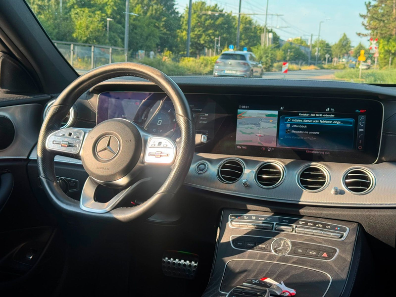 Mercedes-Benz E 220 d T AMG Line 360°. NAVI. LED. SHZ — photo 15
