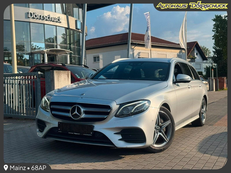 Mercedes-Benz E 220 d T AMG Line 360°. NAVI. LED. SHZ
