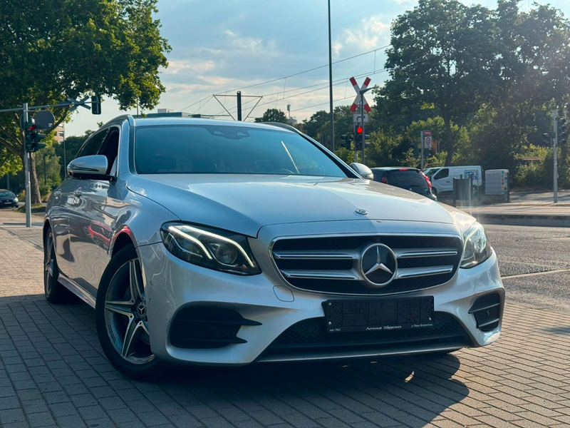 Mercedes-Benz E 220 d T AMG Line 360°. NAVI. LED. SHZ — photo 4