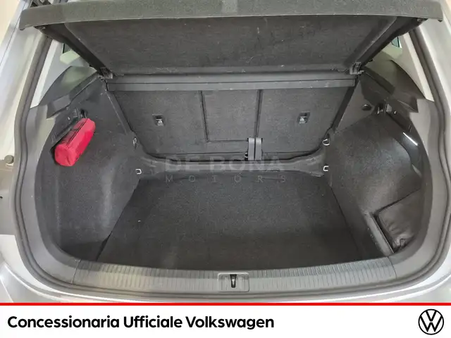 Volkswagen Tiguan view 20