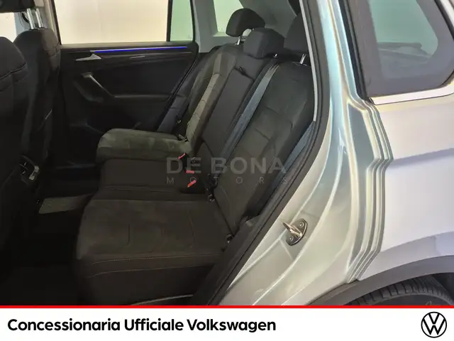 Volkswagen Tiguan view 7