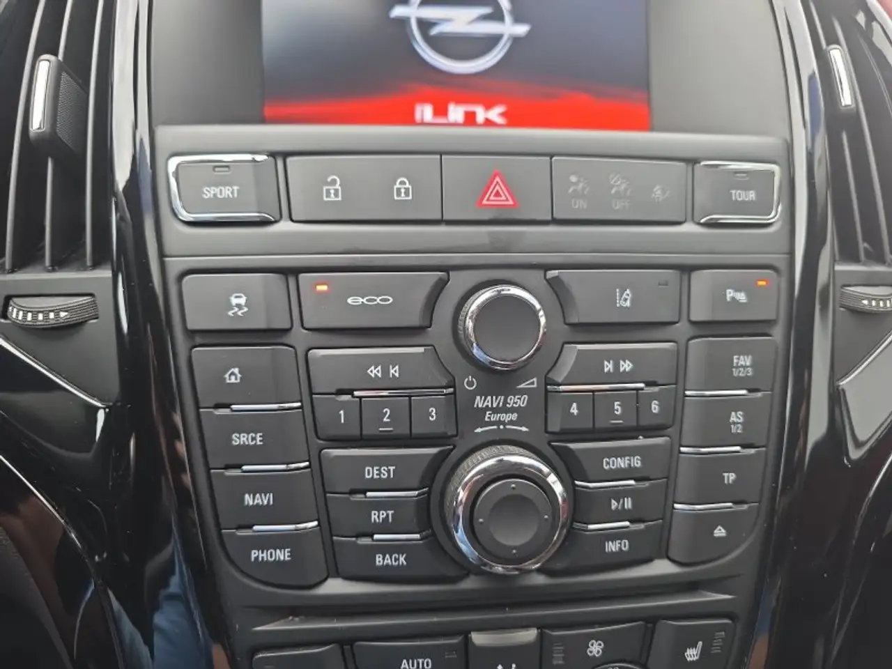 Opel Astra Astra GTC — photo 22 sur 30