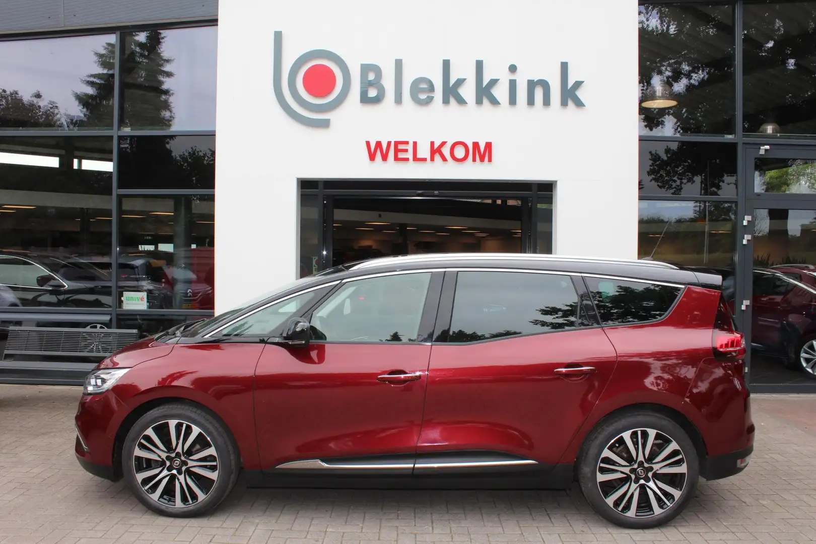 Renault Grand Scenic 160 EDC Initiale Paris Rood - 1