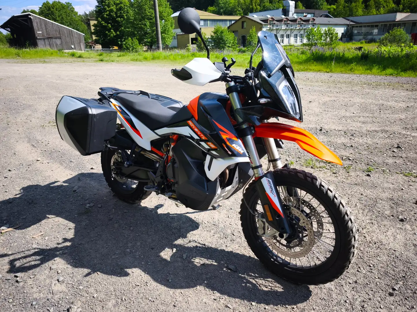 KTM 890 Adventure R Orange - 2