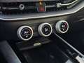 Skoda Superb IV 2.0 TDI DSG Selection Kessy e.Hk Kamera AHK Nav Schwarz - thumbnail 13