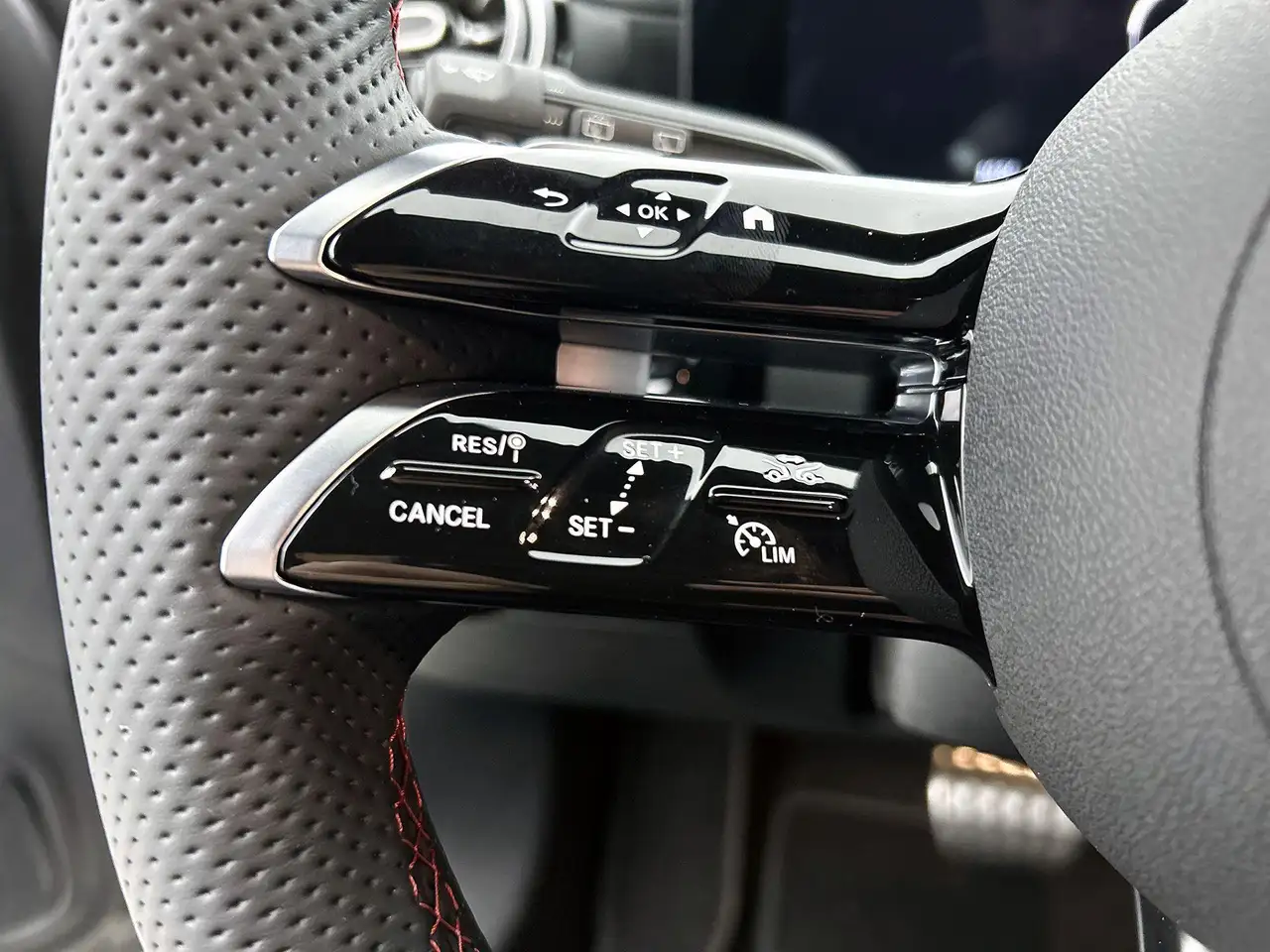 Mercedes-Benz A-Class 2026 — фото 13