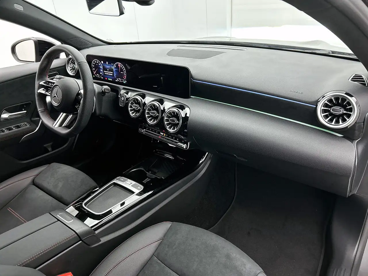 Mercedes-Benz A-Class 2026 — фото 10
