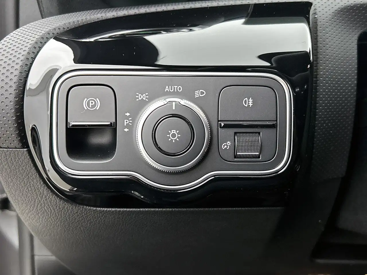 Mercedes-Benz A-Class 2026 — фото 12
