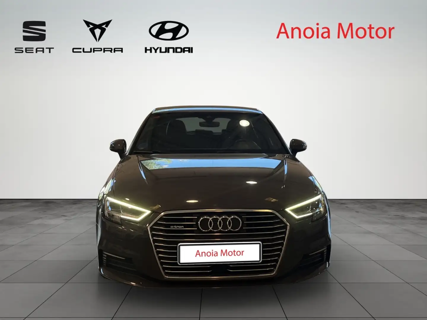 Audi A3 Sportback 40 e-tron S line S tronic Gris - 2