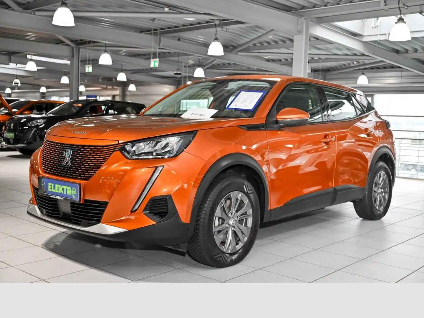 Peugeot 2008 Active Elektromotor 136 Navi Klimaautomatik Park Bronze - 1