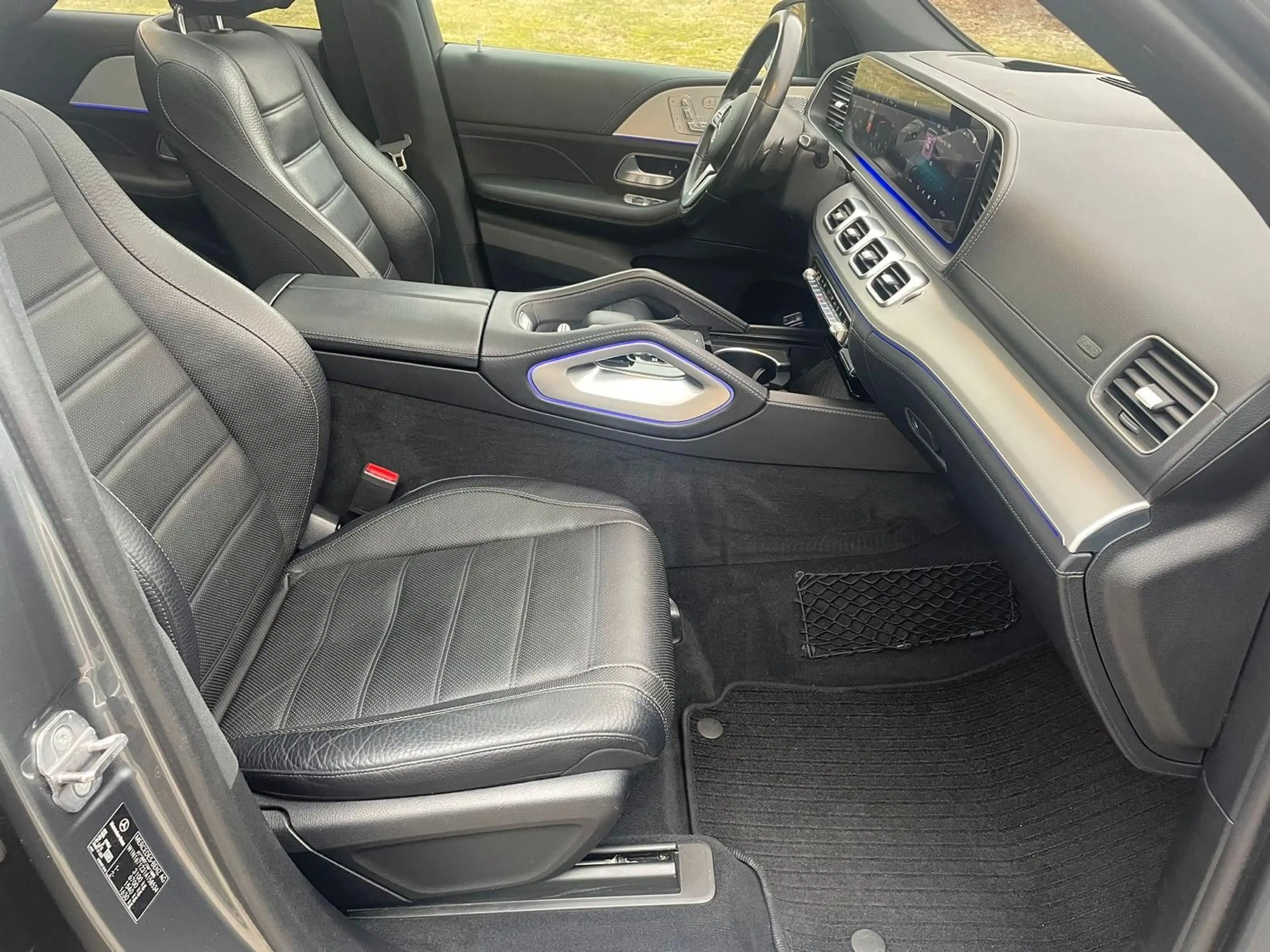 Mercedes-Benz GLE 400 d I AMG-LINE I STANDH. I PANO I UVM I — photo 9