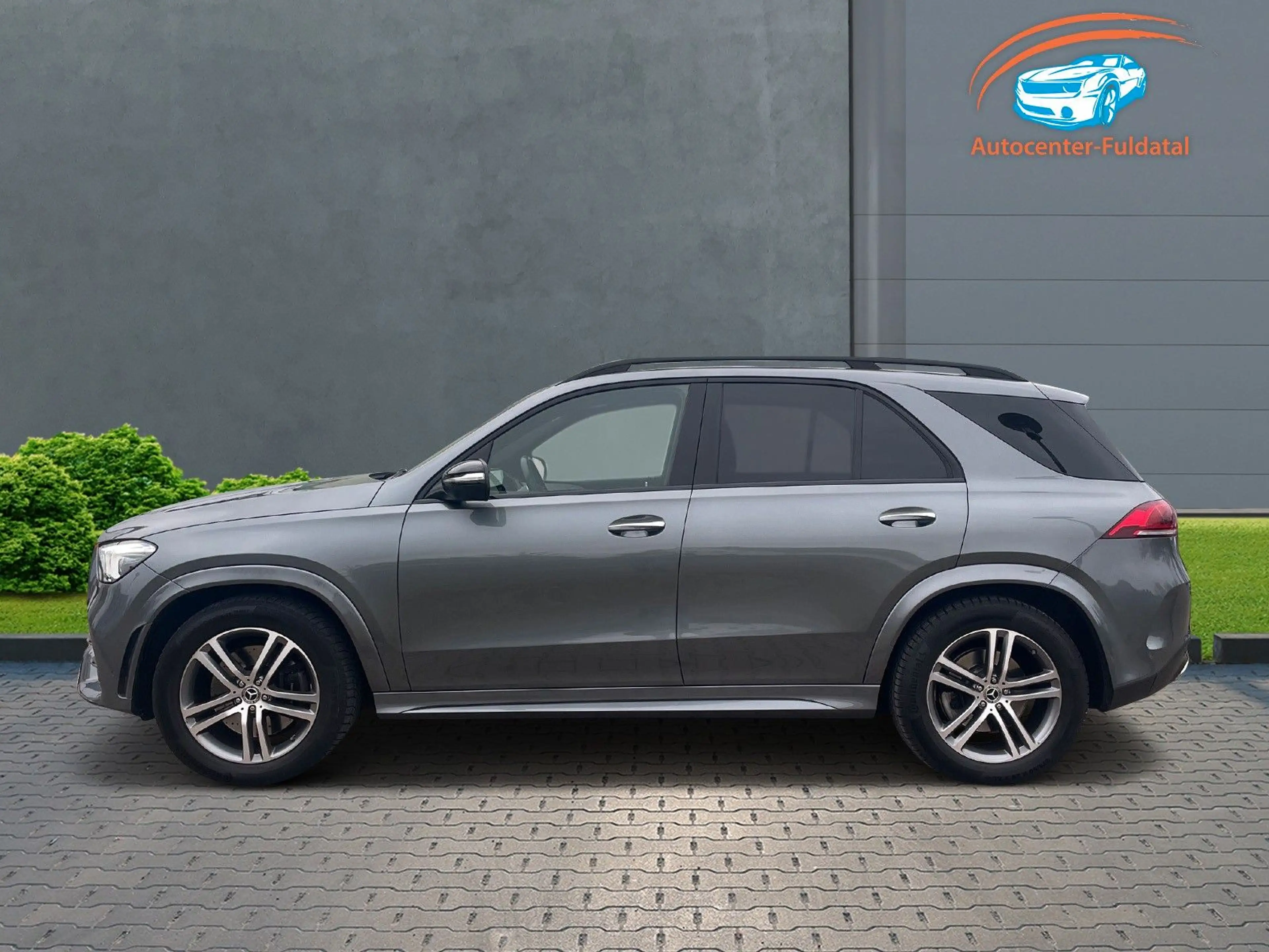 Mercedes-Benz GLE 400 d I AMG-LINE I STANDH. I PANO I UVM I — photo 4