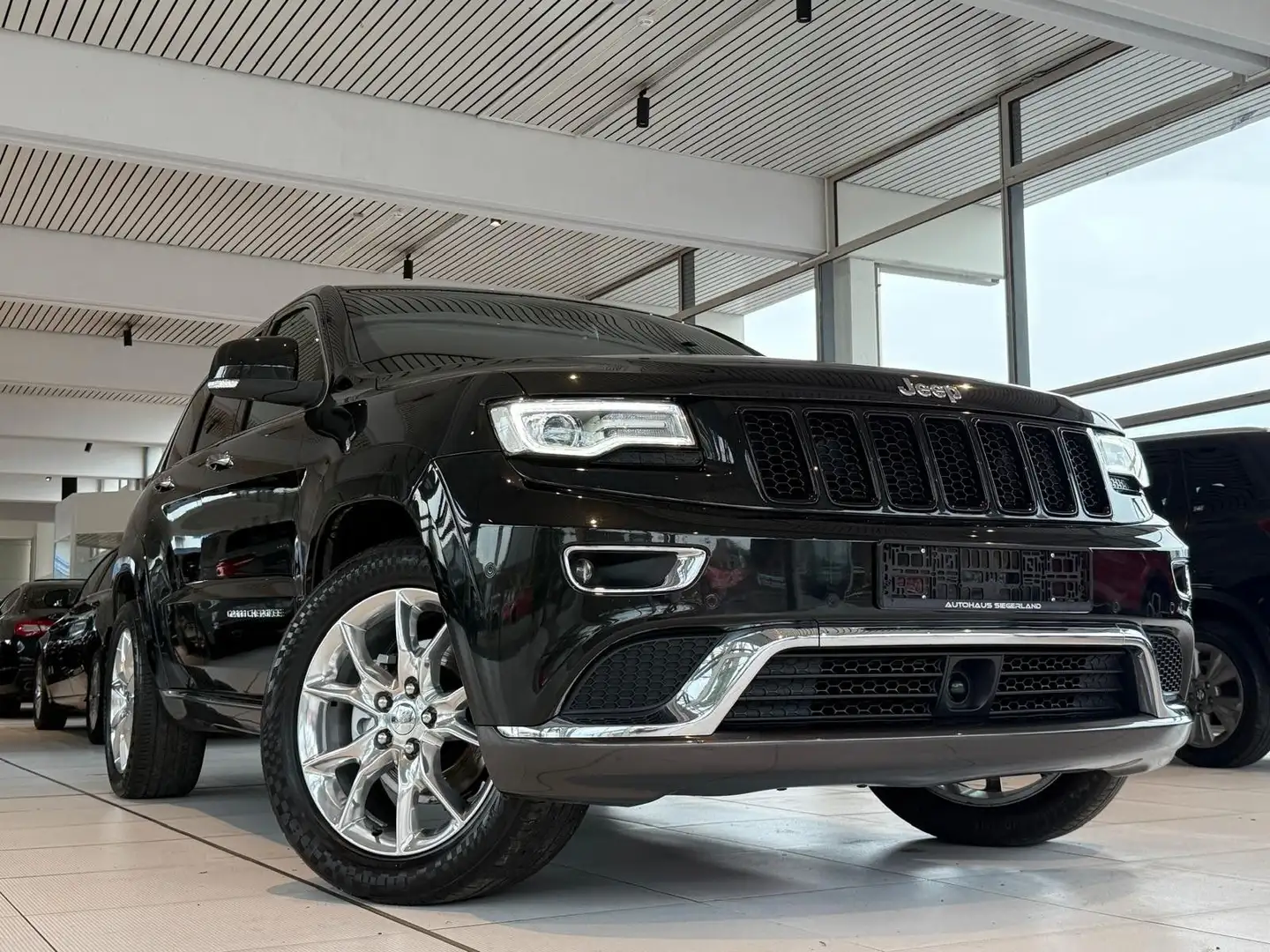Jeep Grand Cherokee 3.0 CRD Summit/HARMAN KARDON/ Noir - 2