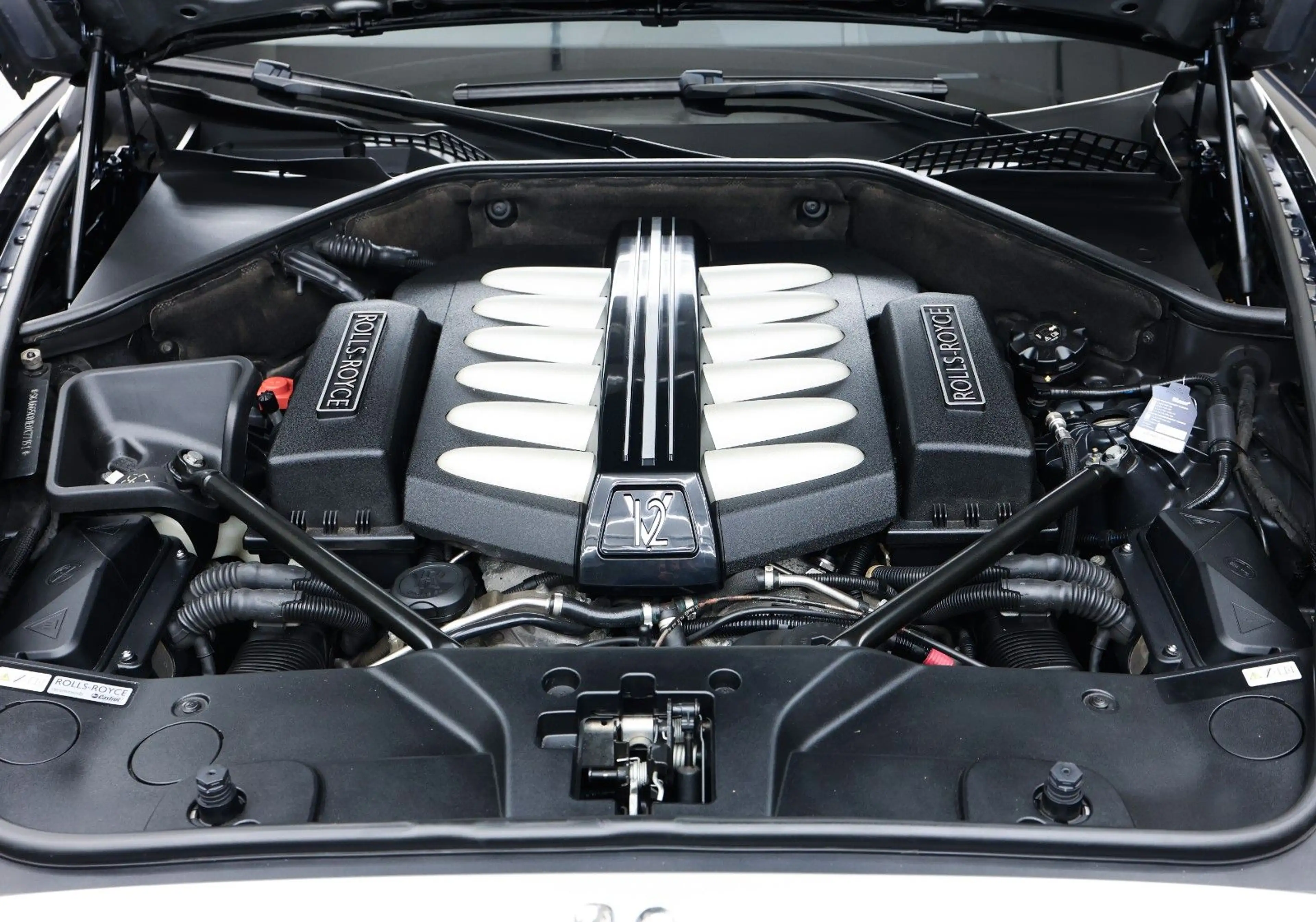 Rolls-Royce Wraith Service neu — photo 29