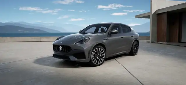 Maserati Grecale in Grey for sale