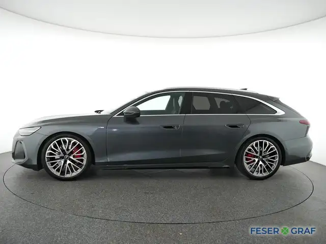Audi A6 view 12