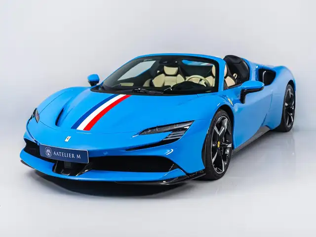Ferrari SF90 Spider Carbon, Lift, JBL, Stripes