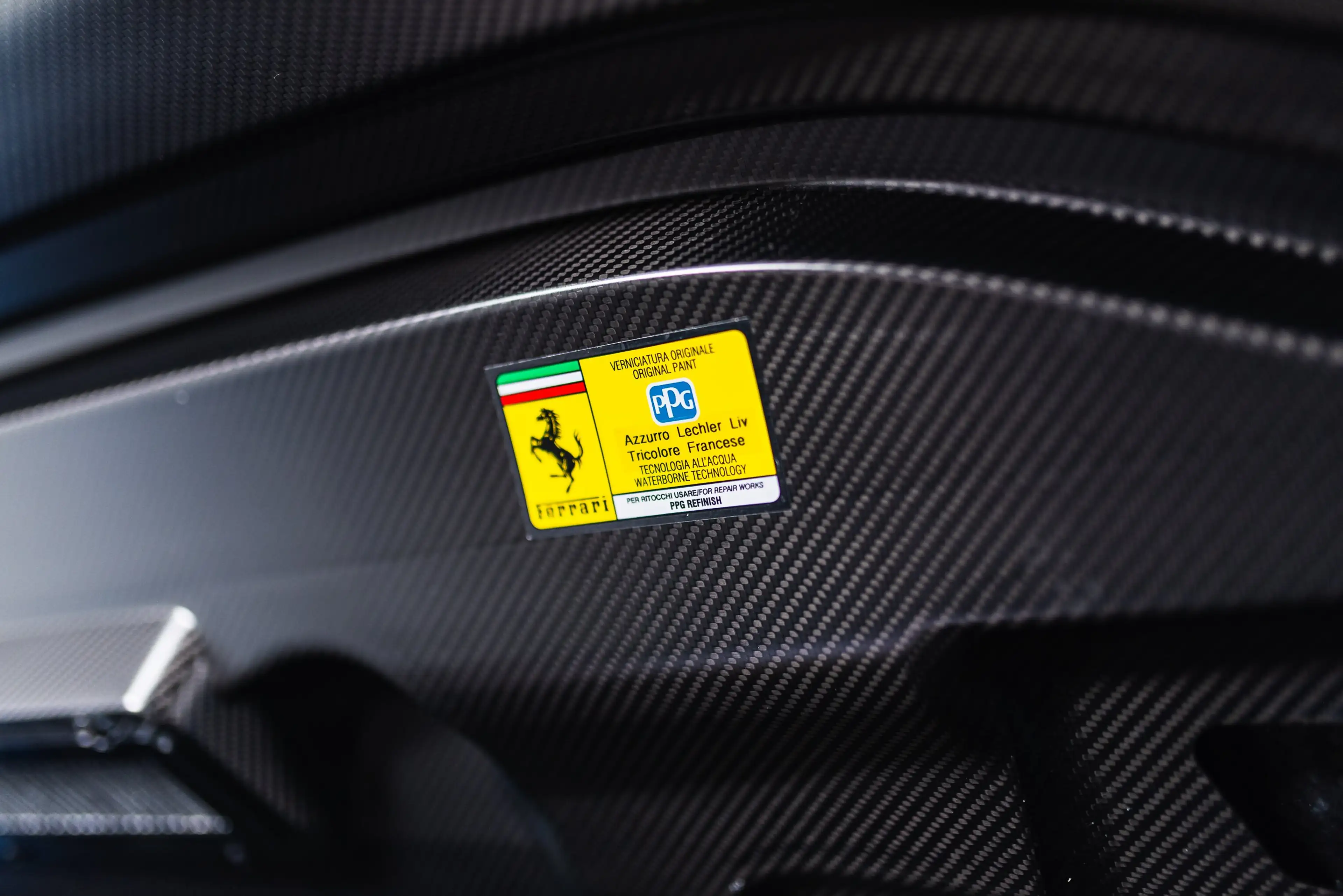 Ferrari SF90 Spider Carbon, Lift, JBL, Stripes — photo 11
