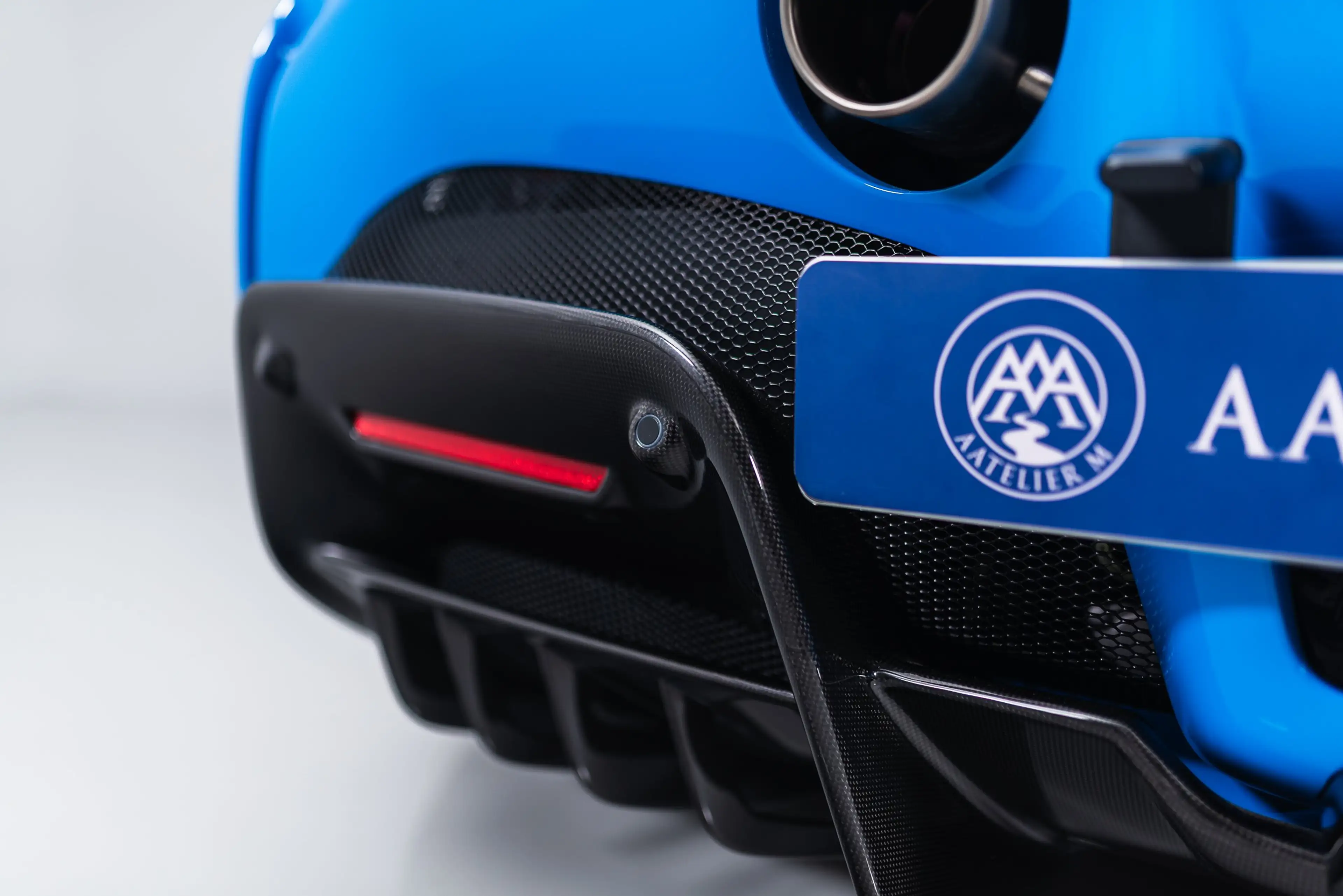 Ferrari SF90 Spider Carbon, Lift, JBL, Stripes — photo 8