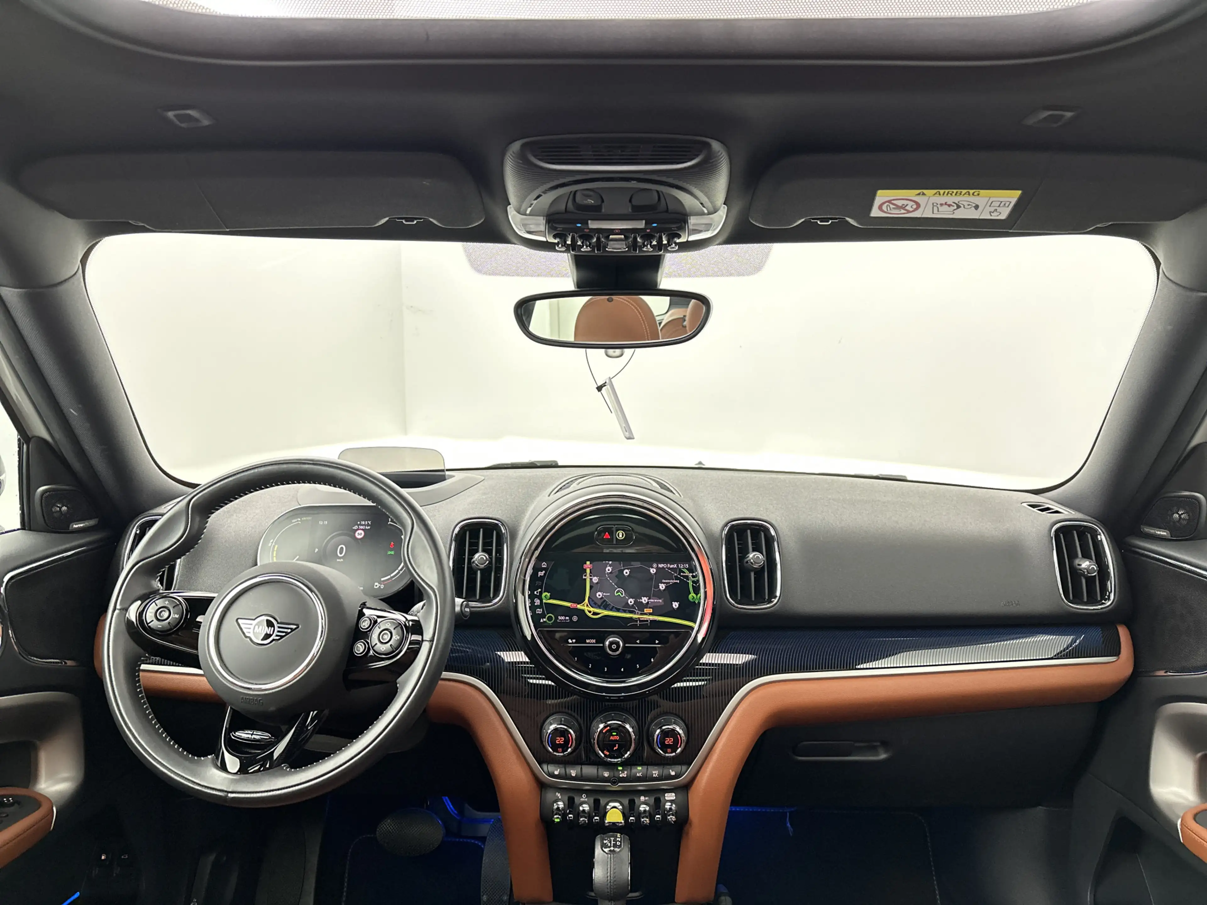 MINI Cooper SE Countryman 1.5 ALL4 Chili — photo 11