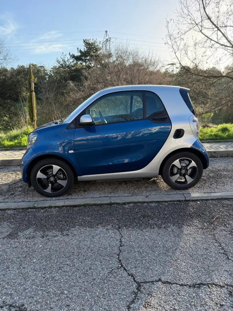 smart forTwo Coupé EQ Azul - 1