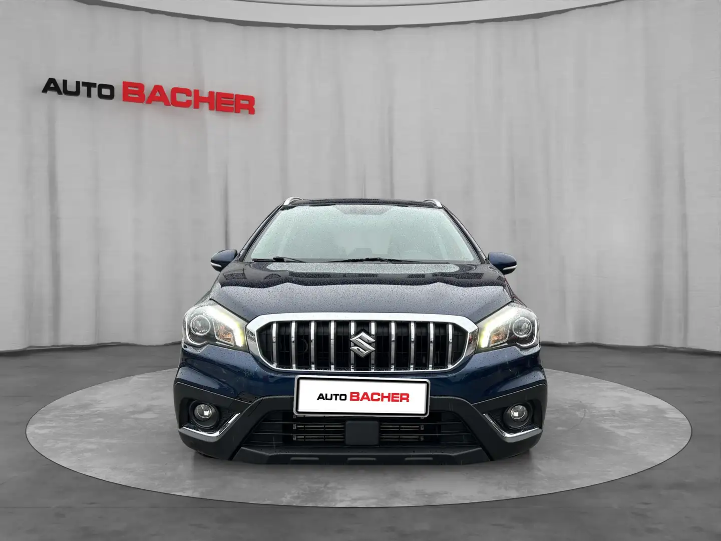 Suzuki SX4 S-Cross 1,4 DITC 4WD shine Aut Blau - 2