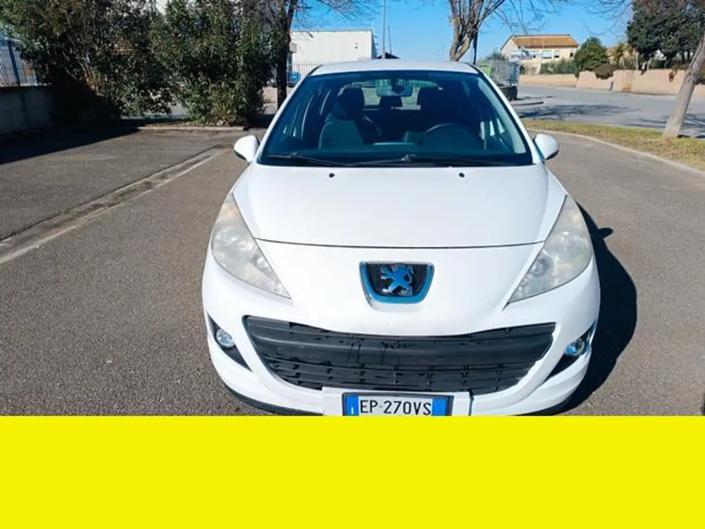 Peugeot 207 - 1