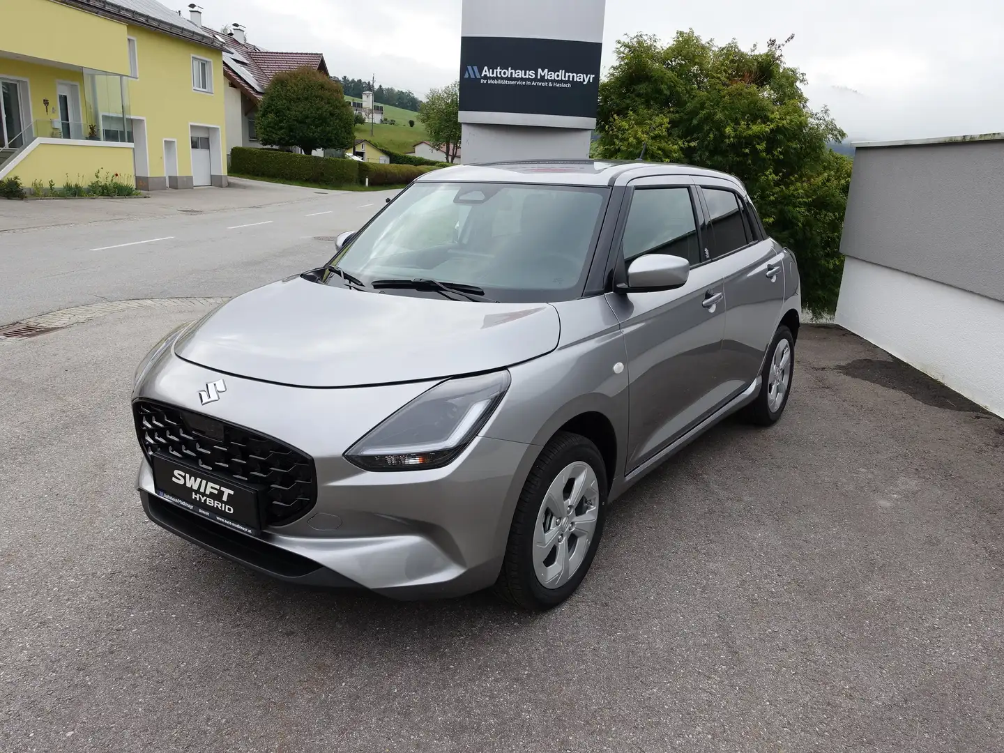 Suzuki Swift SWIFT 1.2 HYBRID ALLGRIP shine Silber - 1