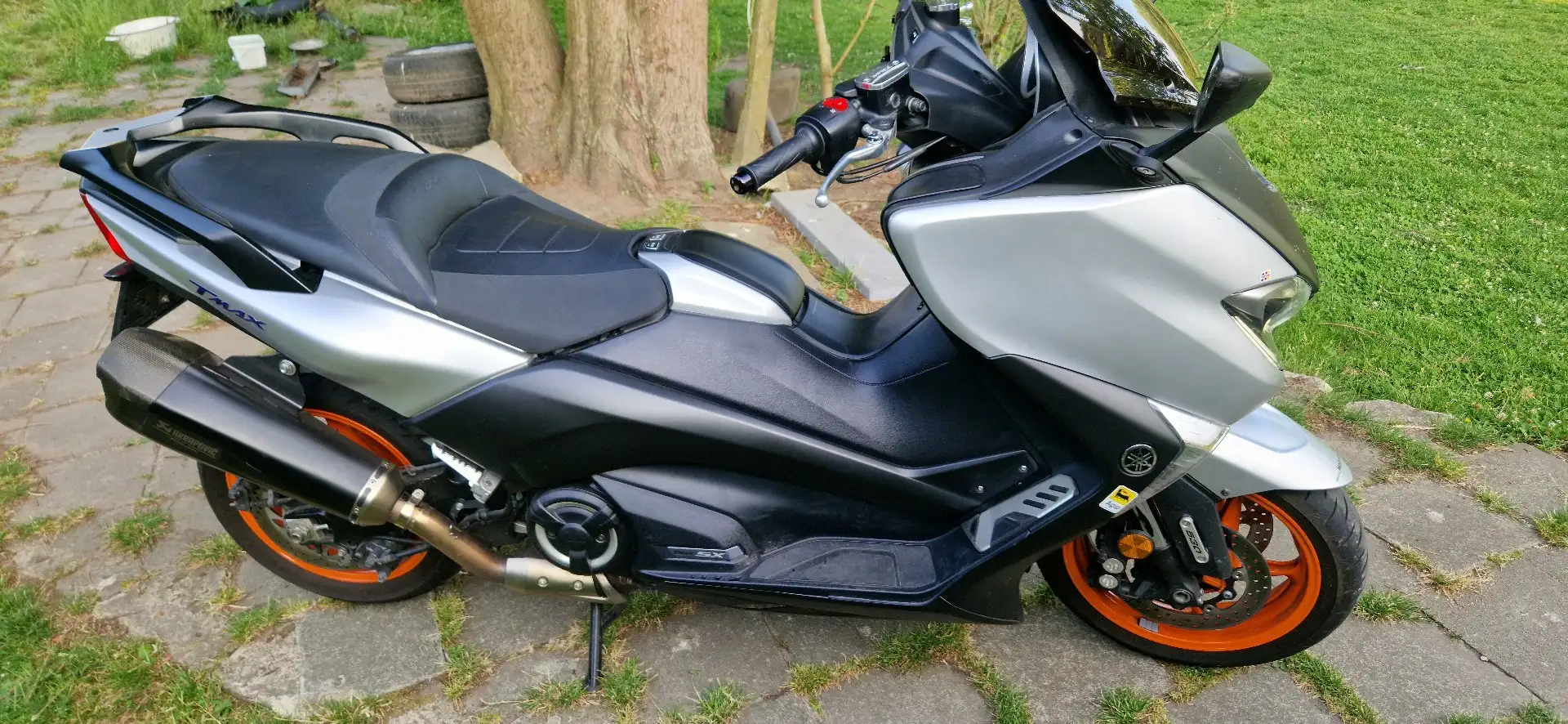 Yamaha TMAX 530 Grijs - 1