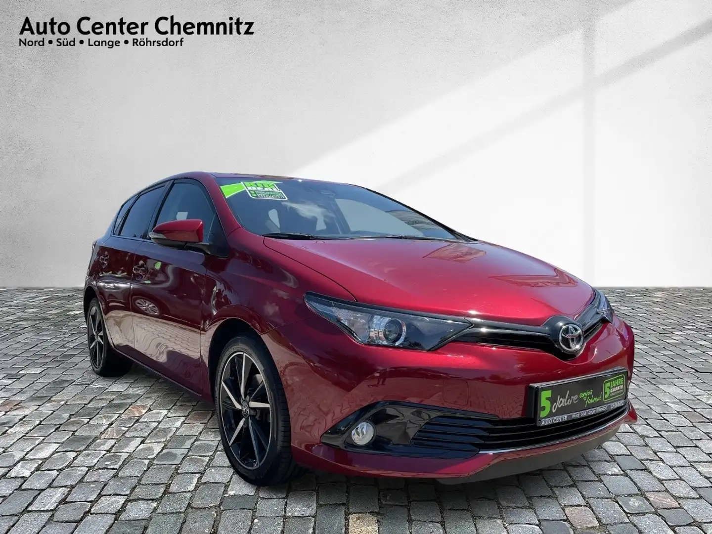 Toyota Auris 1.2 Edition-S Navi/Kamera/SHZ/KlimaA/LM Rood - 2