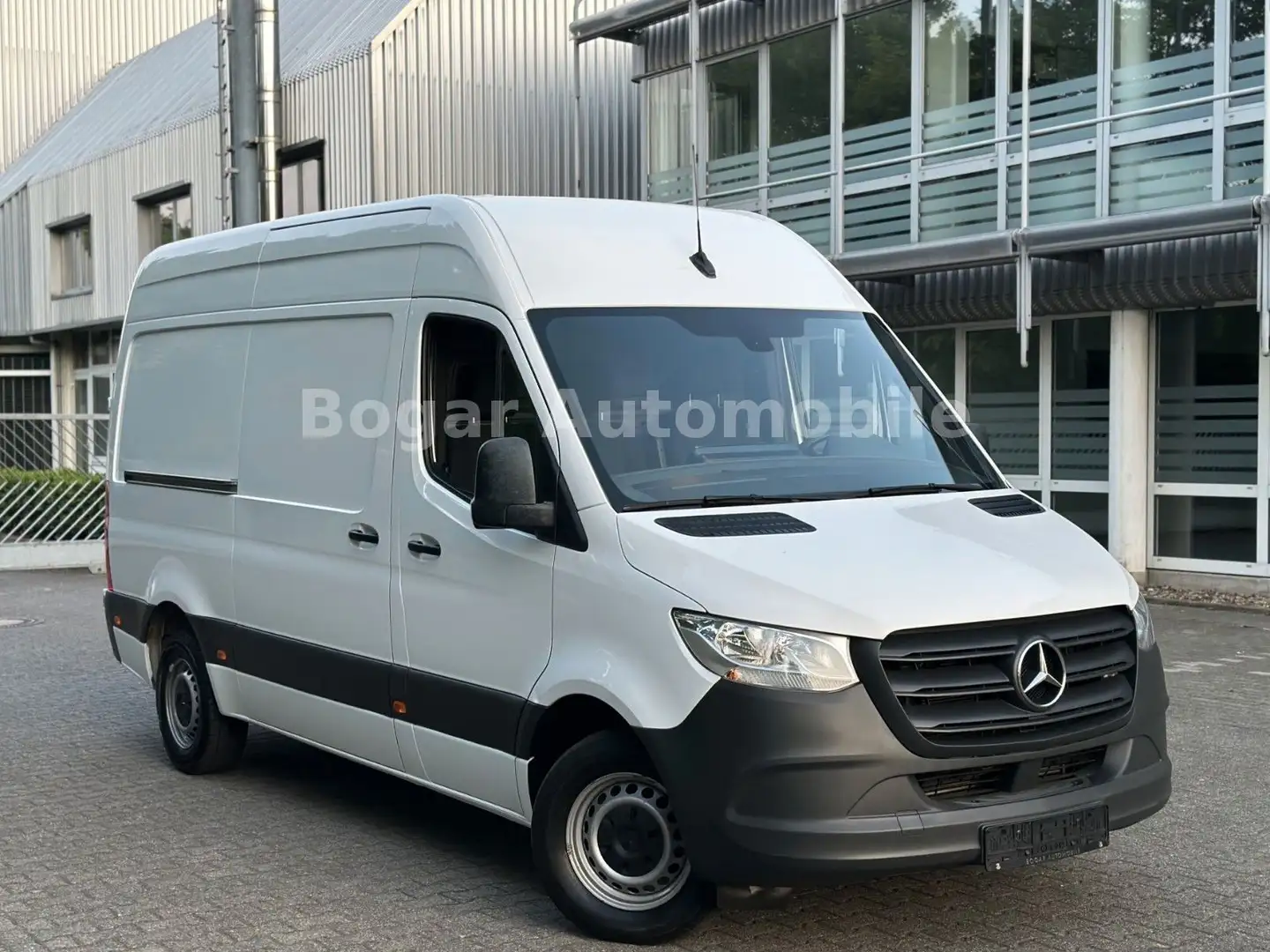 Mercedes-Benz Sprinter 316 L2H2 *AHK 3,5T*NAVI*KAMERA*KLIMA* Weiß - 2