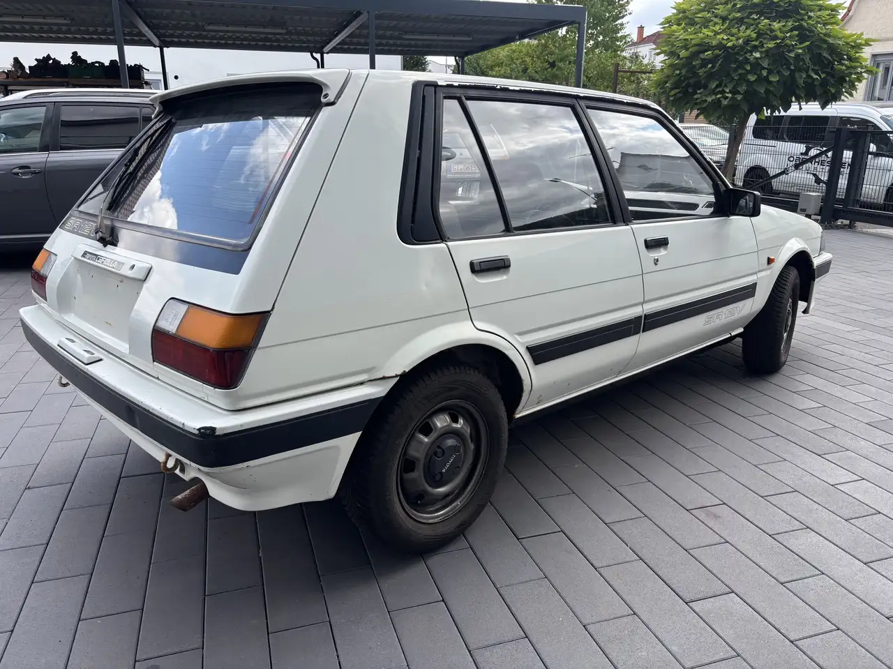 Toyota Corolla 12 V DX, foto 4