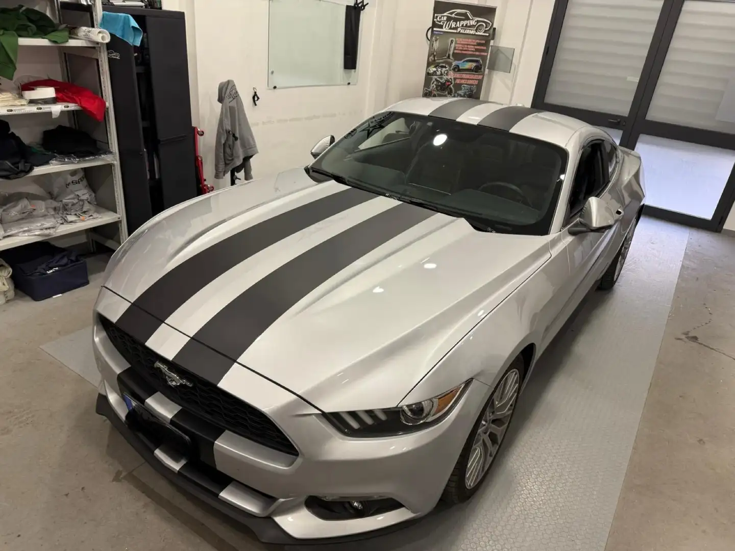Ford Mustang Fastback 2.3 ecoboost 317cv auto - 1