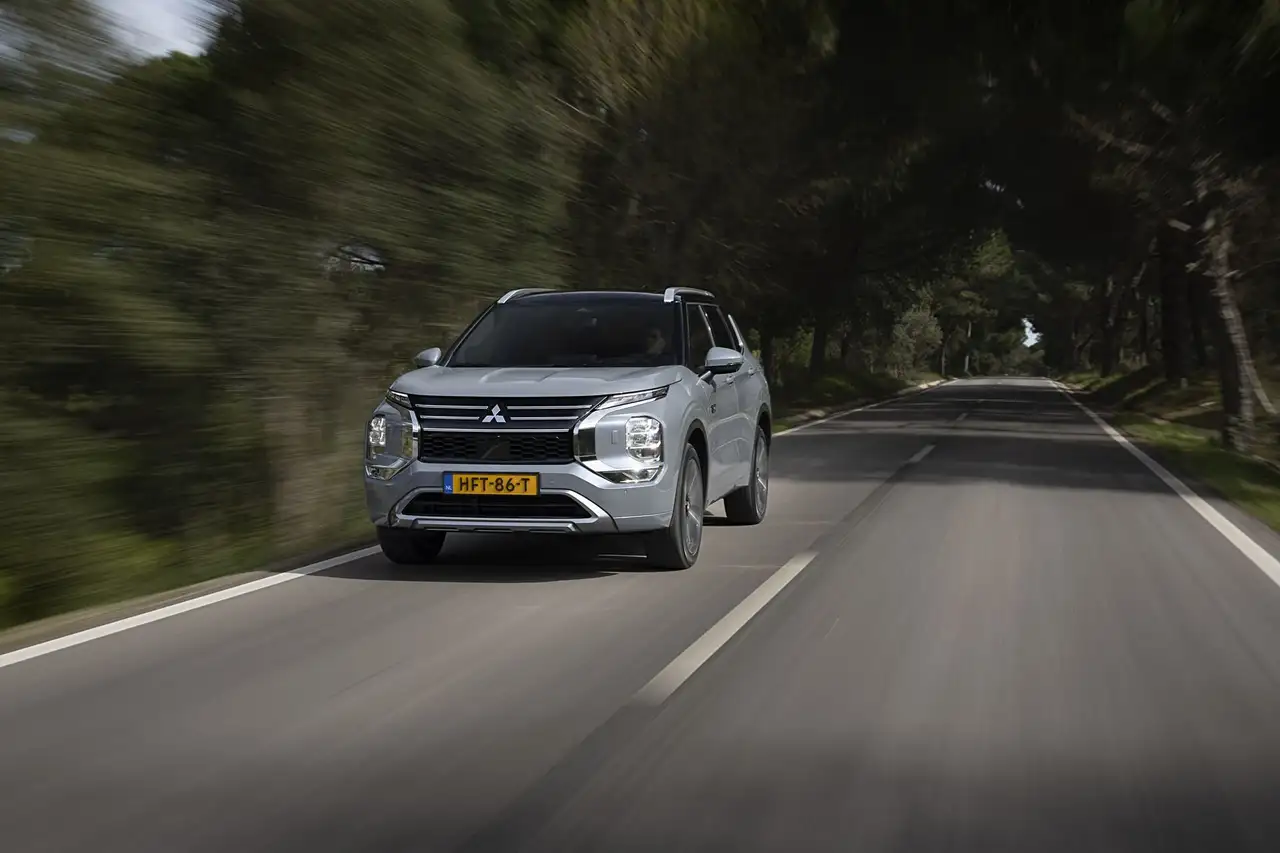 Mitsubishi Outlander 2026
