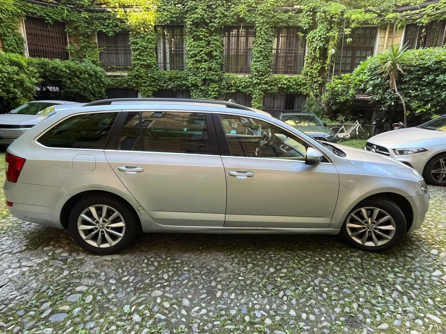 Skoda Octavia III 2013 Wagon 1.4 tsi g-tec Executive 110cv Argent - 1